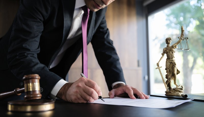 FTC Rule Banning Noncompetes: Could This Be the End? Article Image